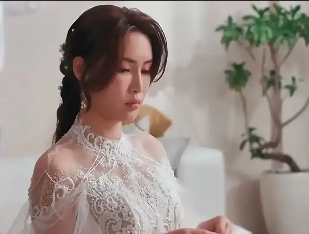《苏畅-小凤新婚》完整未删减版-艾熙演绎怀旧台味风情-4K高清免费下载夸克网盘-苏畅小凤新婚完整版在线观看