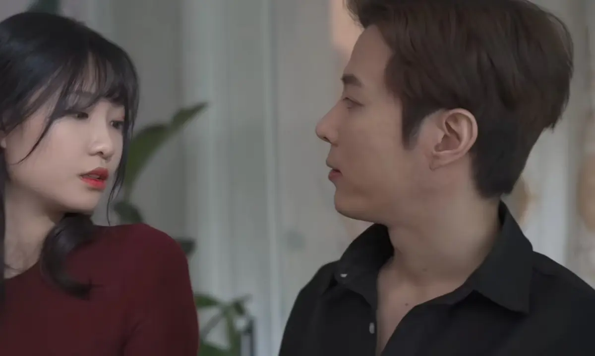 《债务人的妻子》尹律主演高清完整版在线观看-韩国电影债务人的妻子蓝光无删减免费观看-星空影院VS影院提供债务人的妻子电影完整版无广告播放