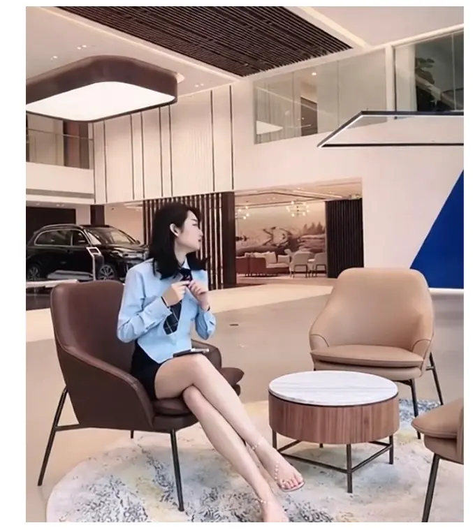 佳木斯新玛特迪桑特柜姐日常被拍 - 1080P高清成片无删减 - 资源下载免费在线看 - 佳木斯商场导购事件全收录